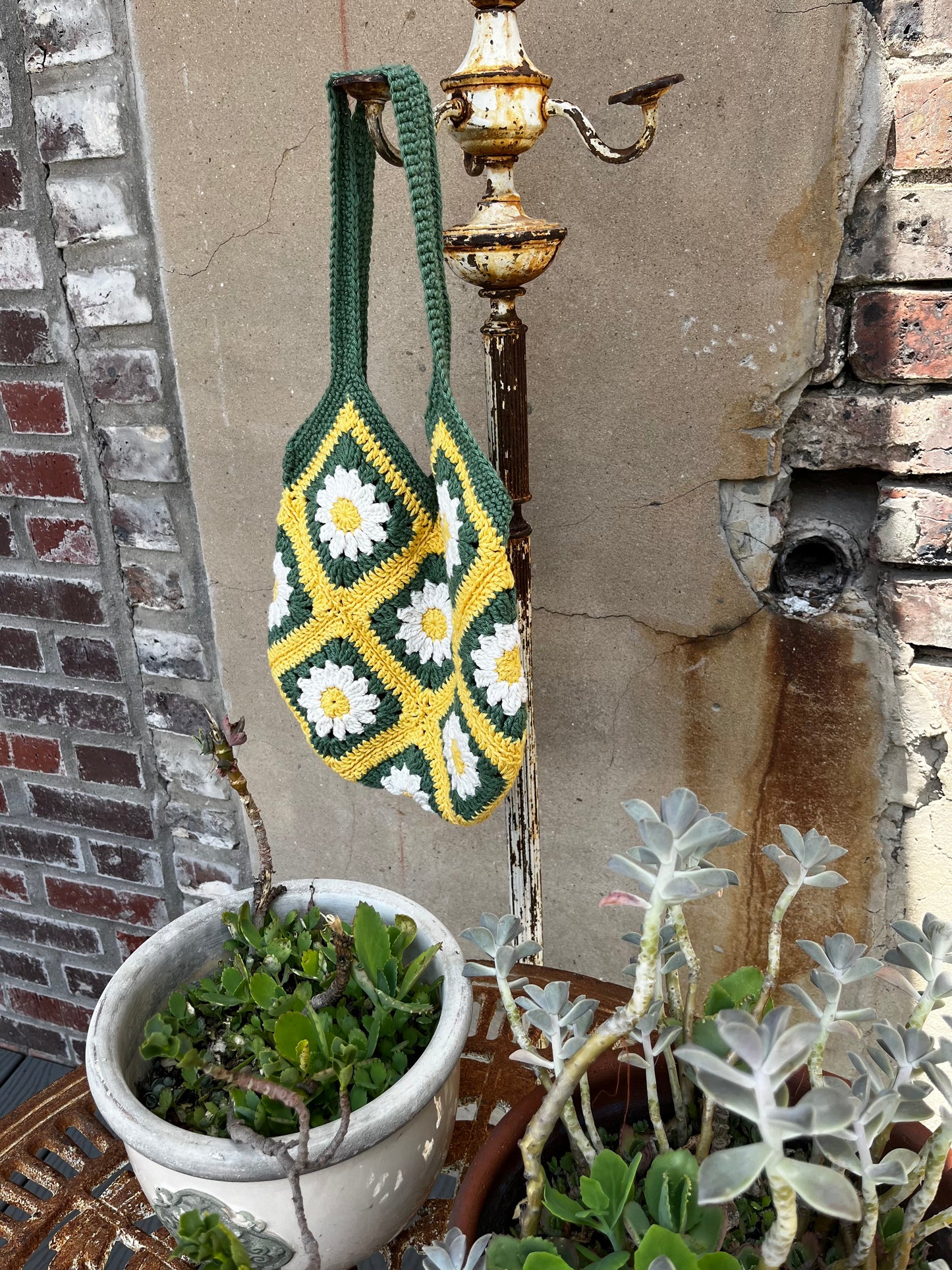 Intermediate Crochet Series, "Daisy Tote", July 2026, Mondays 5:30-7:00pm