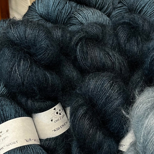 AWA Kid Ewe Not - Dark