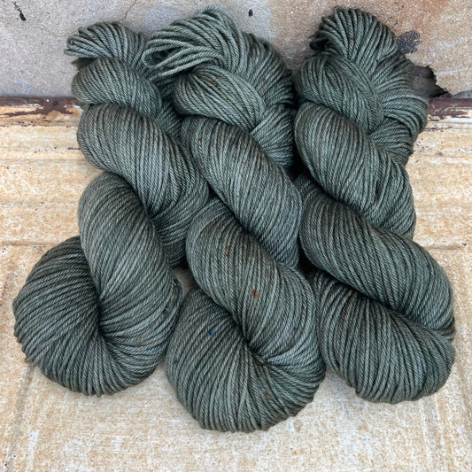 SAFF Dark Mellow Worsted