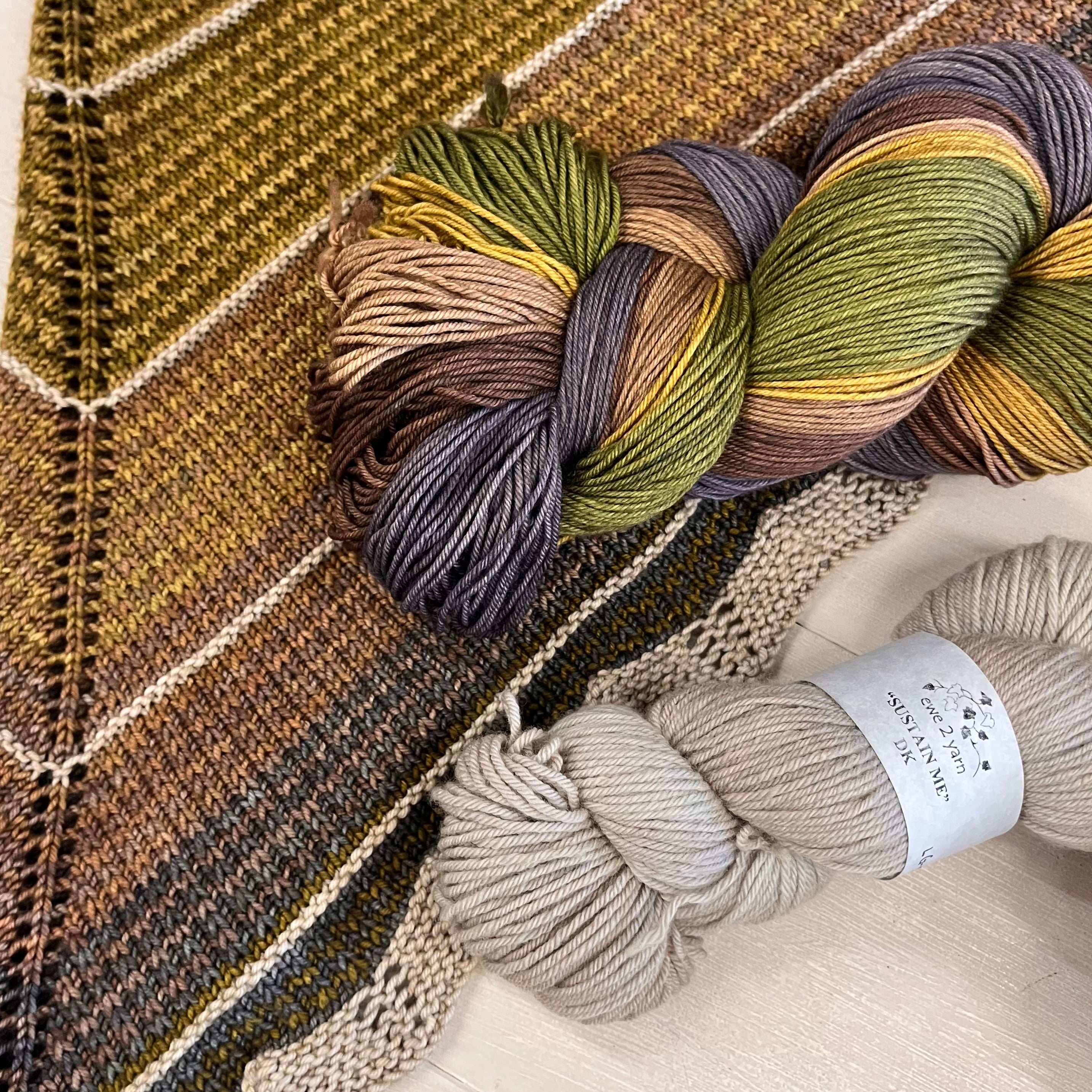 Tulipalooza Shawl Kit – Ewe2Yarn