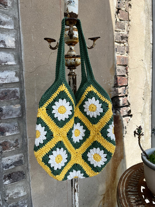 Intermediate Crochet Series, "Daisy Tote", July 2026, Mondays 5:30-7:00pm